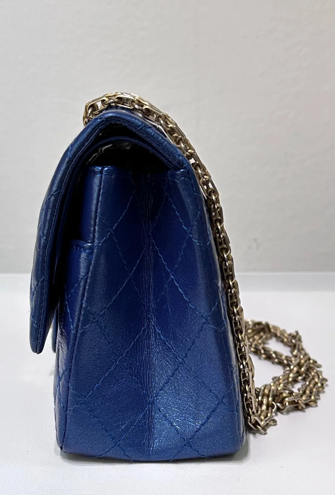 19A Chanel Iridescent Royal Electric Blue 2.55 225 Medium Reissue Flap Bag