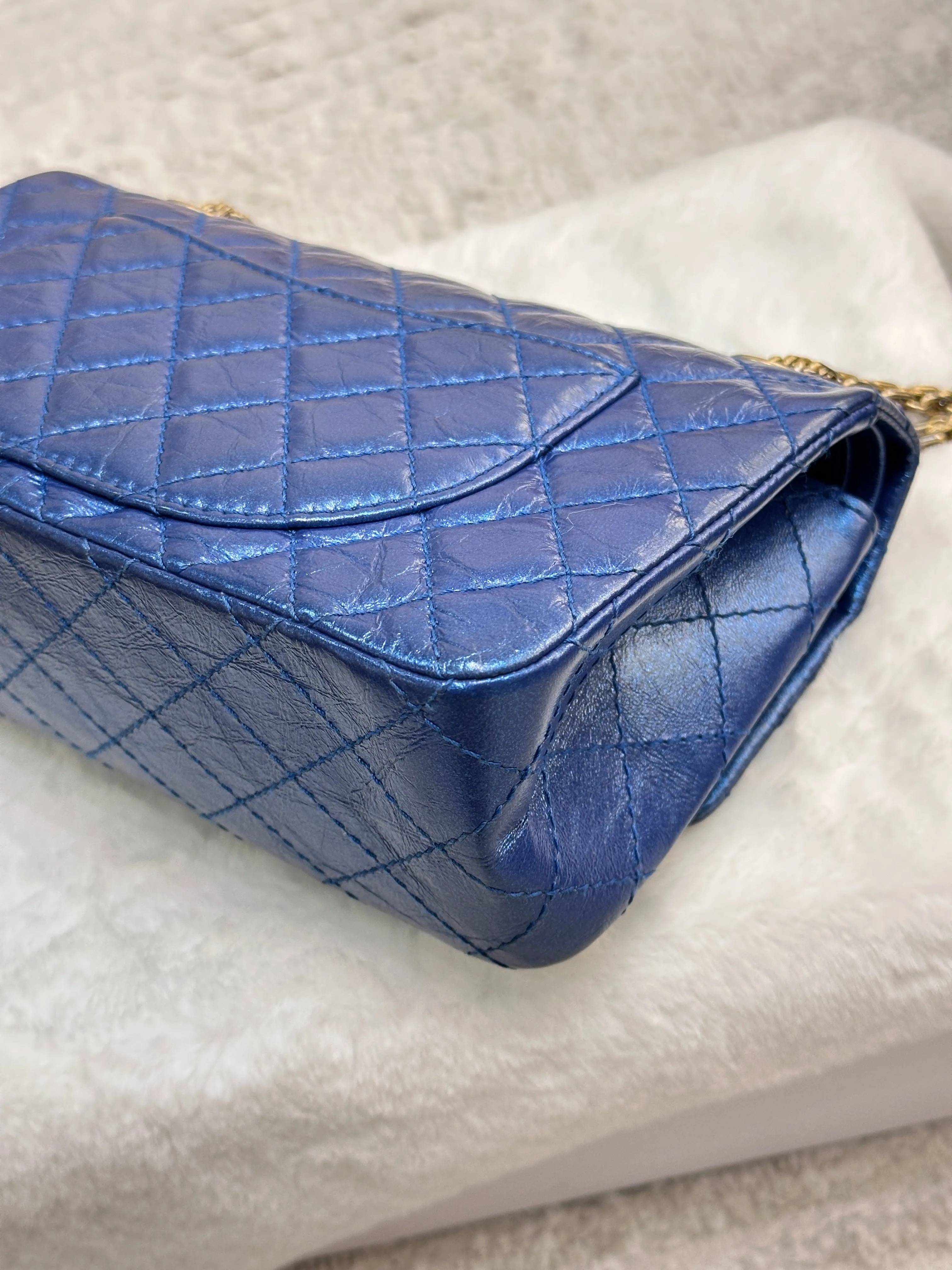 19A Chanel Iridescent Royal Electric Blue 2.55 225 Medium Reissue Flap Bag