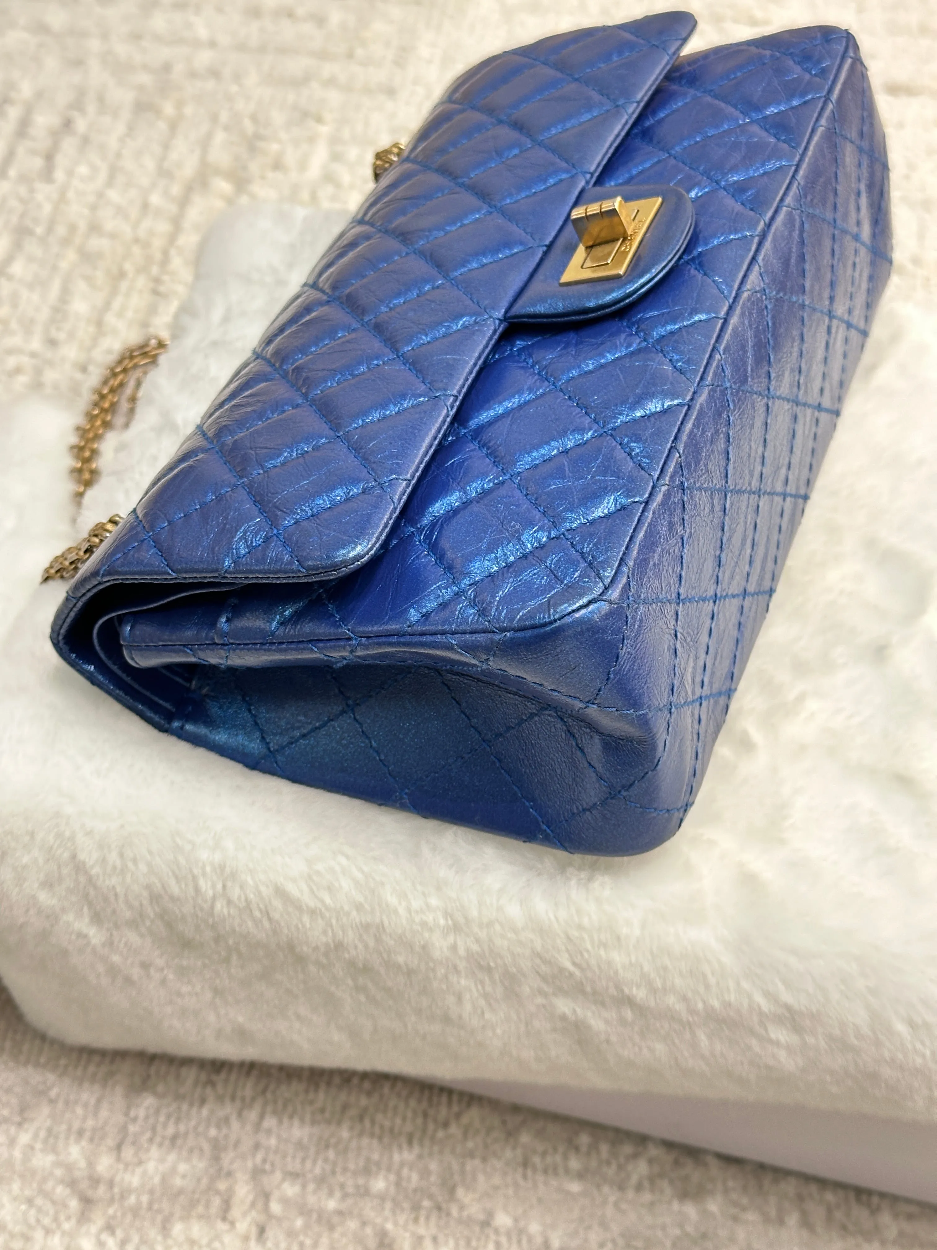 19A Chanel Iridescent Royal Electric Blue 2.55 225 Medium Reissue Flap Bag