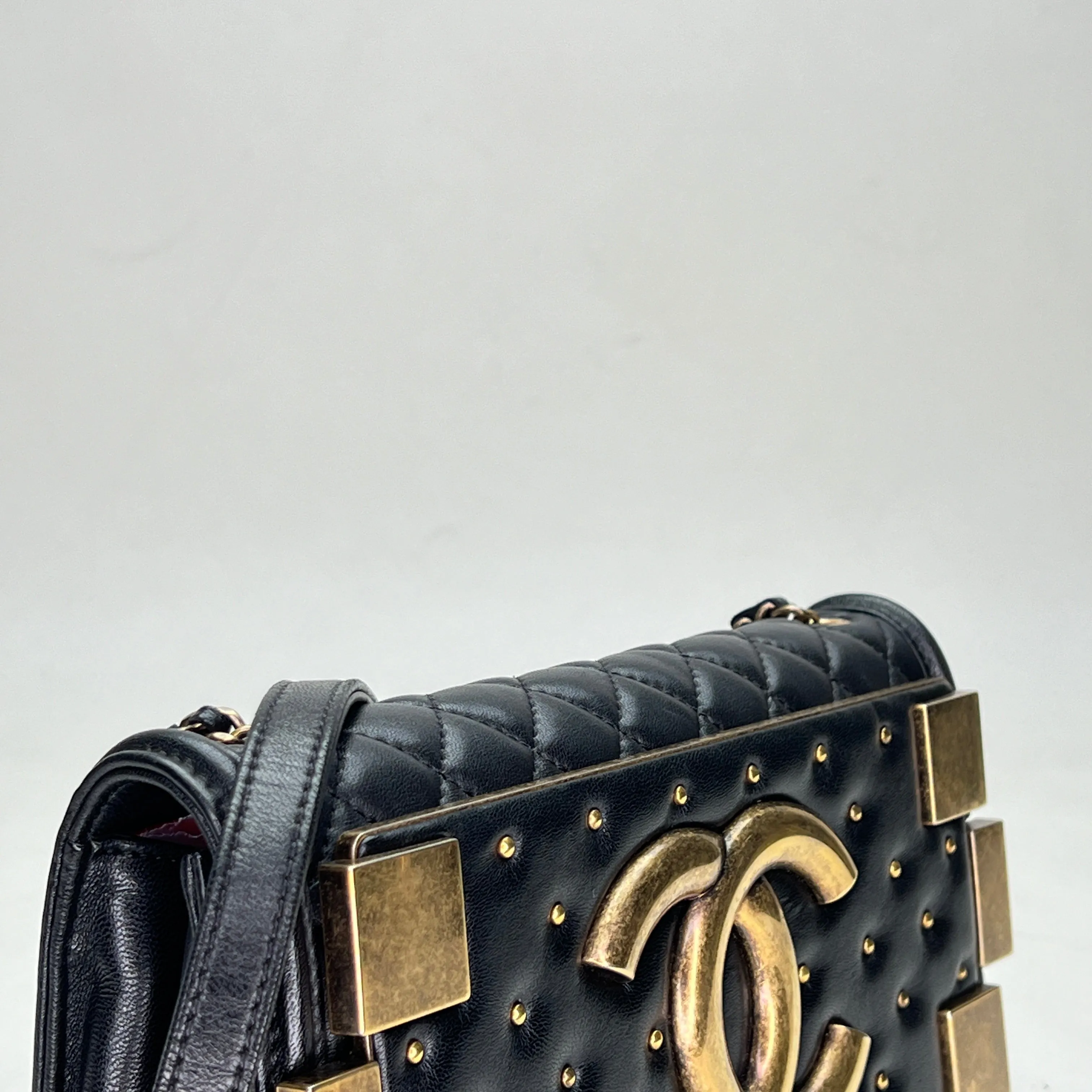 Boy Brick Studded Horizontal Flap Black Crossbody Bag in Lambskin, Brushed Gold hardware