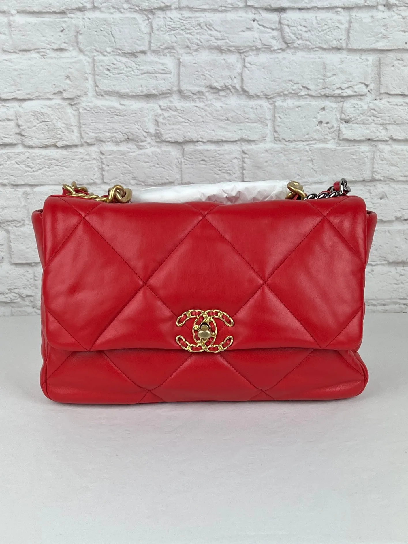 Chanel 19 Lage Quilted Handbag, NEW, RED