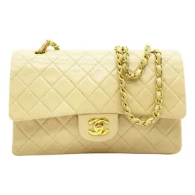 Vintage Chanel Double Flap Medium Shoulder Bag in Luxurious Beige Lambskin Leather with Chain Strap