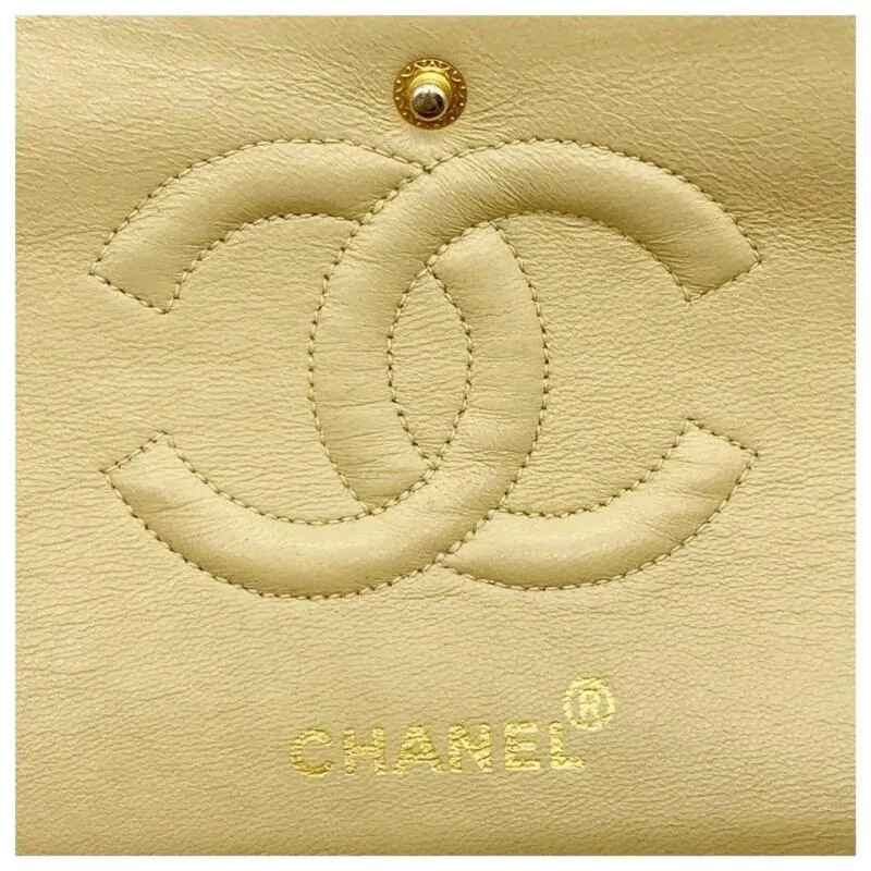 Vintage Chanel Double Flap Medium Shoulder Bag in Luxurious Beige Lambskin Leather with Chain Strap