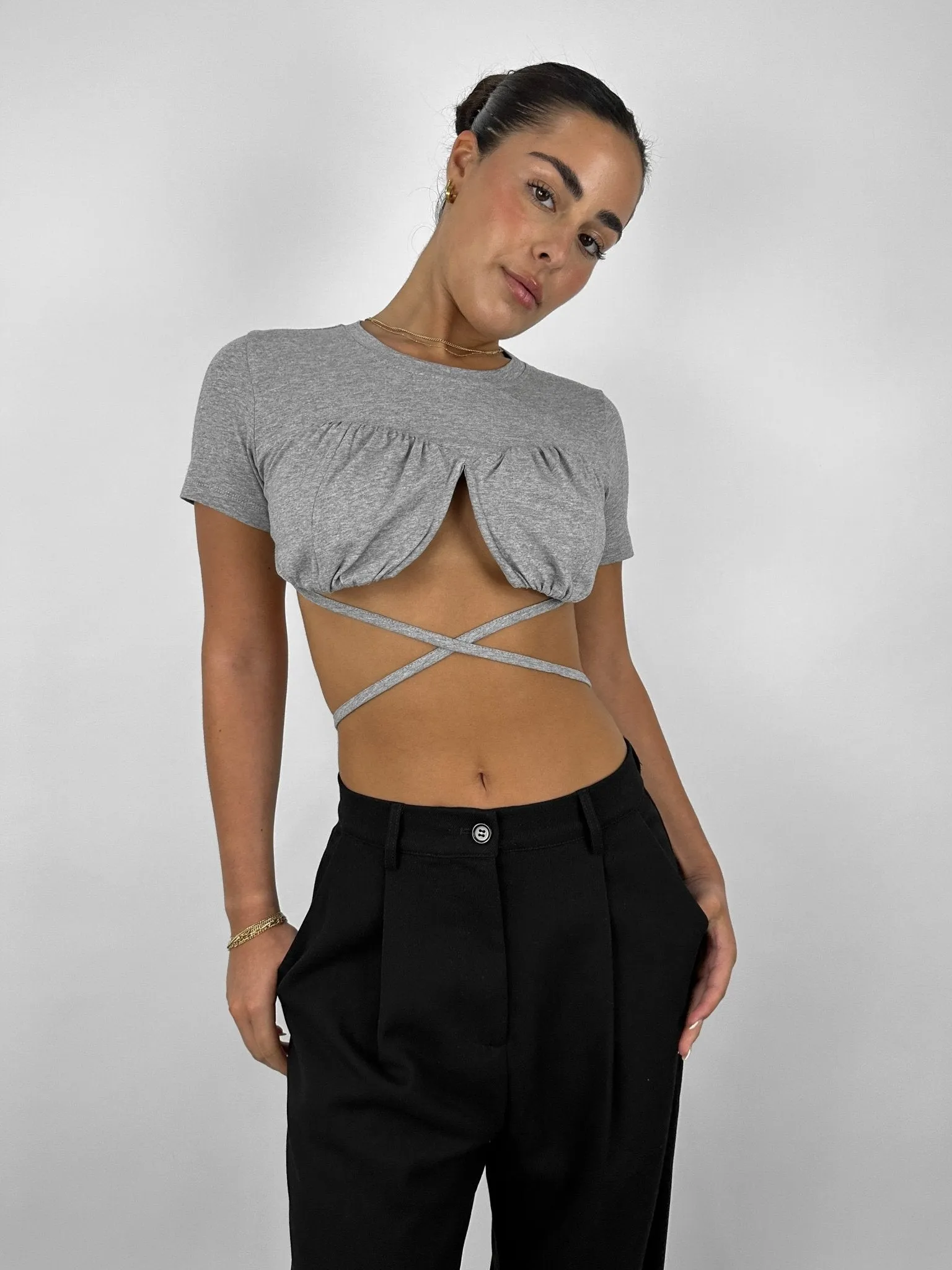 Crew Neck Cropped Underwire Tee