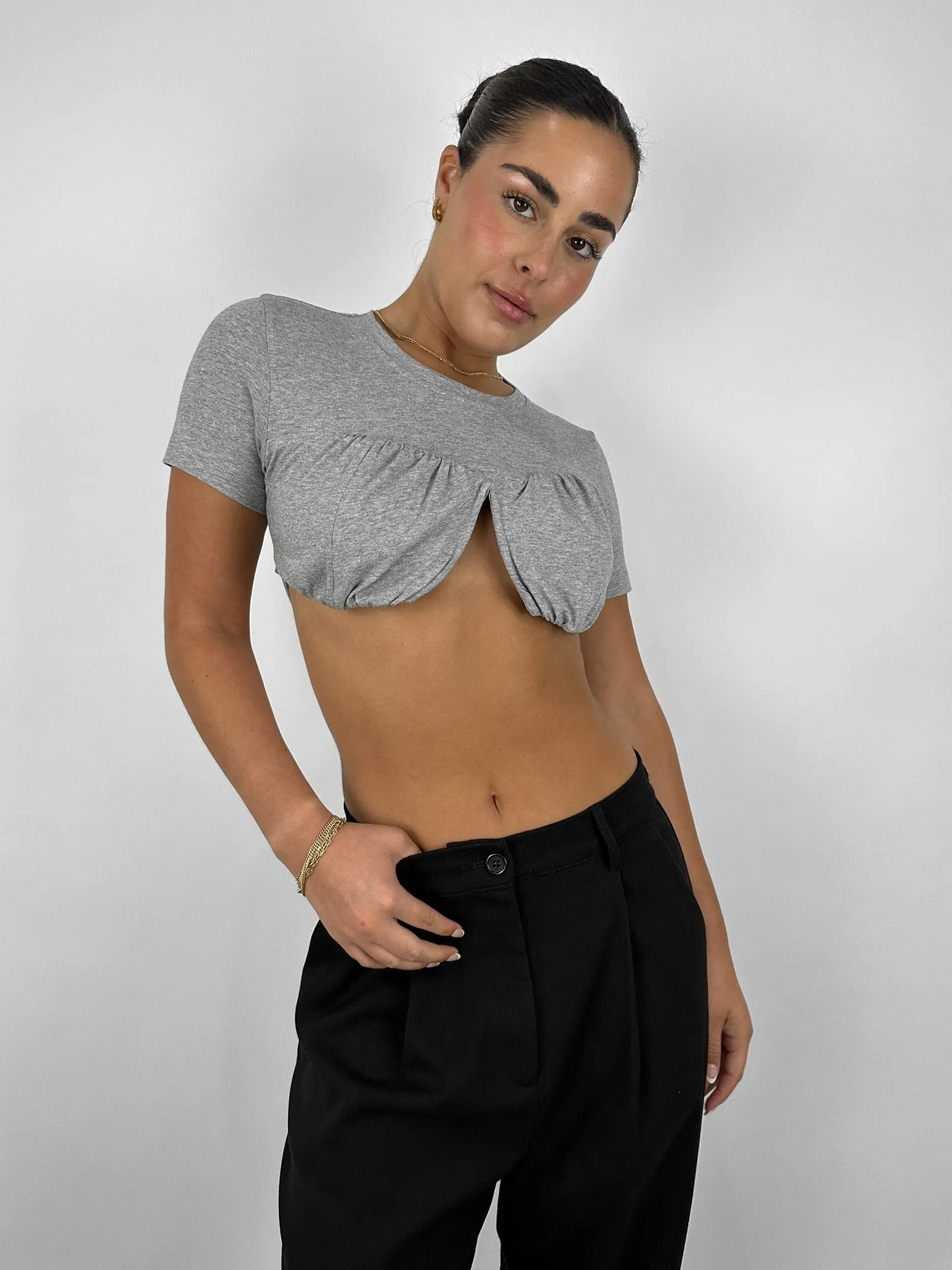 Crew Neck Cropped Underwire Tee