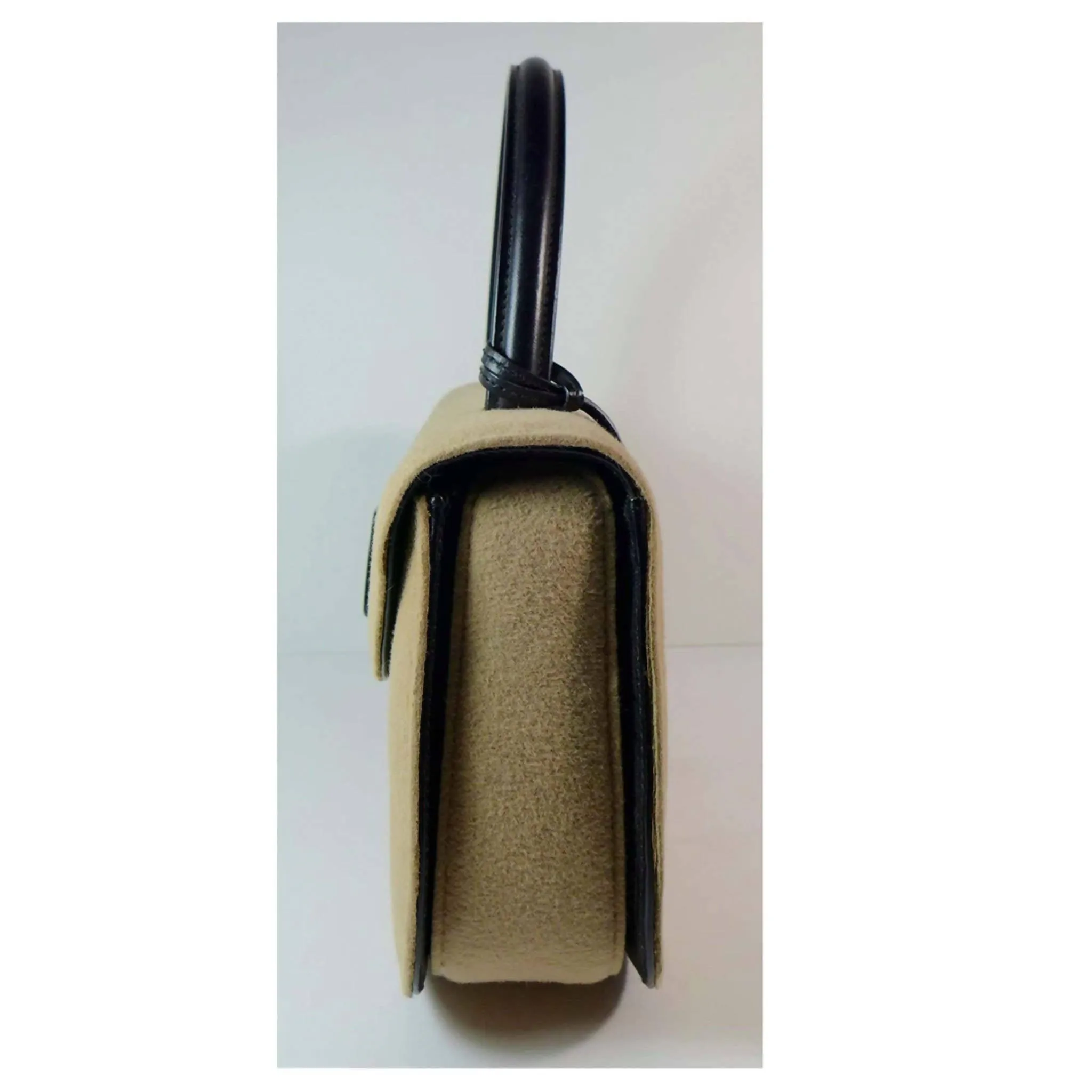 GUCCI Tan Wool Purse