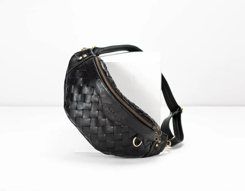 Haris fanny pack - Black handwoven leather