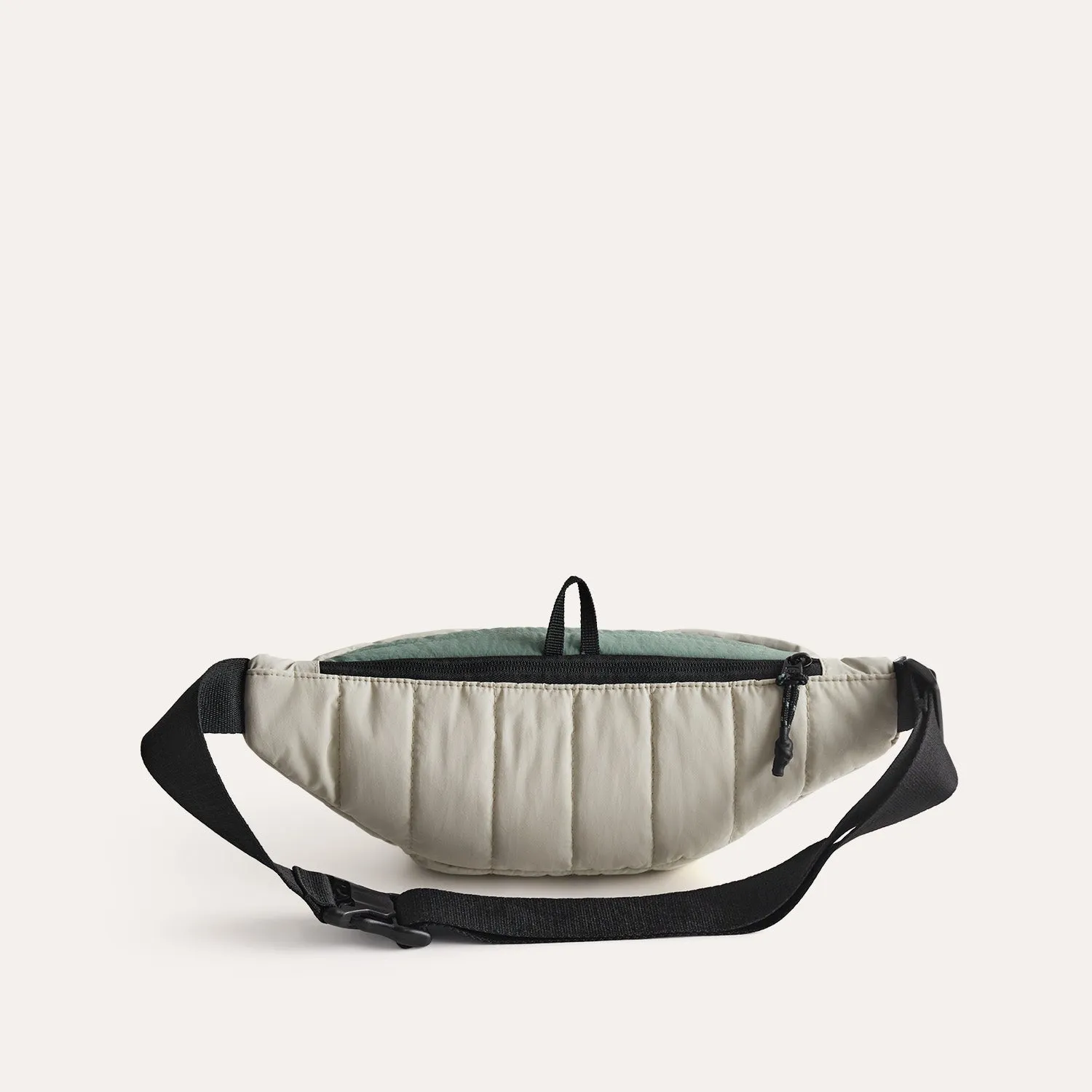 Walker 2.5L Quilted Fanny Pack